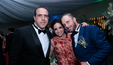  Claudio Valle, Maritza y Ricky Villalba.