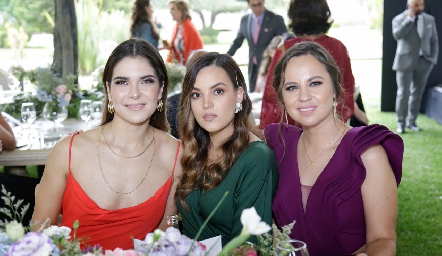  Ximena Rodríguez, Talhía González y Alejandra Carranco.