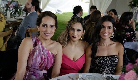  Sofía, Daniela y Paulina.