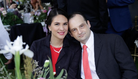  Julia García y Carlos Chalita.
