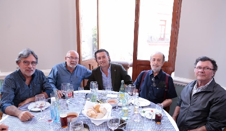  Armando Salazar, Enrique Esquivel, Ernesto Esquivel, Evaristo Lafuente y Roberto Meade.