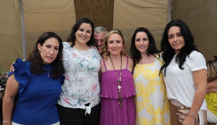  Rosa Elena Morales, Alejandra Casas, Carlos Derbéz, Gloria Ríos, Malu Igueravie y Mariana Ávila.