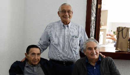  Guillermo, Leopoldo y Alejandro Stevens.