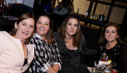  Mónica Leal, Mónica Berlanga, Claudia Revuelta y Adriana Carrera.