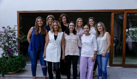  Daniela Treviño, Lu López, Ale Güemes, Sandra Pérez, Maripepa Muriel, Cristina Ortiz, Regina Ibáñez, Marijó Abaroa y Gaby Acosta.