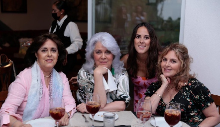  María Eugenia Martínez, Lupita Martínez, Claudia Antunes y Lupita Von Der Meden.