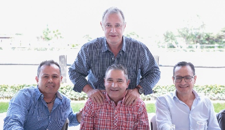  Enrique Minondo, Héctor Gutiérrez, Pepe Maza y Alejandro Díaz de León.
