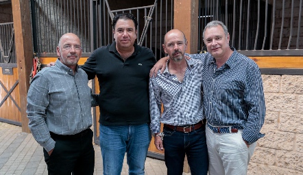  Marcelo Meade, Roberto Silva, Ricardo Meade y Enrique Minondo.