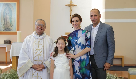 Primera Comunión de Daniela Apezteguía.