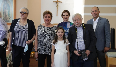 Primera Comunión de Daniela Apezteguía.