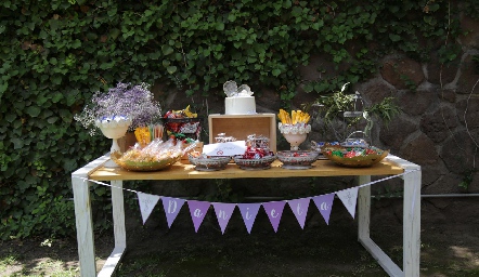  Mesa de dulces.