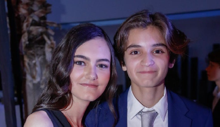   María y Santiago.
