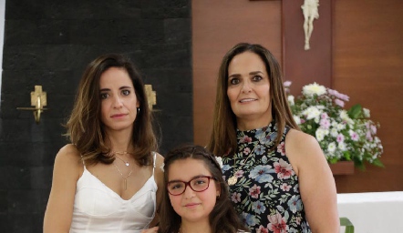  Primera Comunión de Romina y Paulina Garduño.