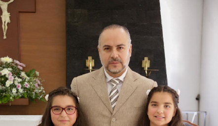  Primera Comunión de Romina y Paulina Garduño.