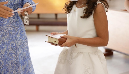  Primera Comunión de Romina y Paulina Garduño.