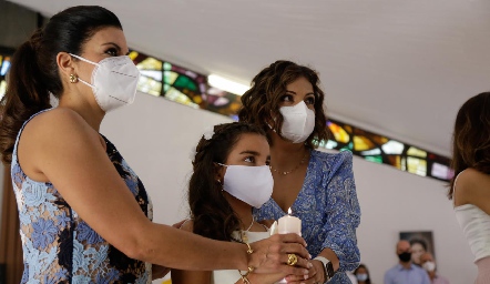  Primera Comunión de Romina y Paulina Garduño.