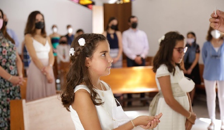  Primera Comunión de Romina y Paulina Garduño.