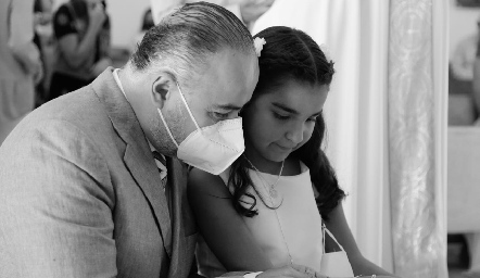  Primera Comunión de Romina y Paulina Garduño.