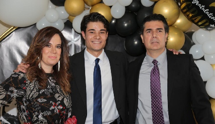  Ana Villalba, Eduardo Flores y Eduardo Flores.