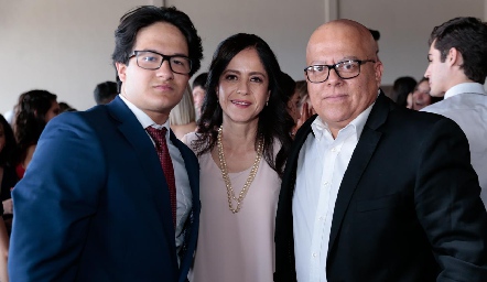  Jorge, Pilar y Jorge Aguilar.
