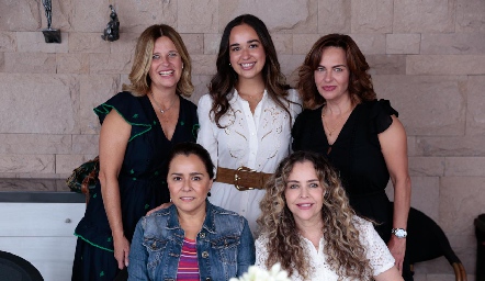  Anita González, Ivanna Martínez, Paty González, Laura Acosta y Gaby Serment.