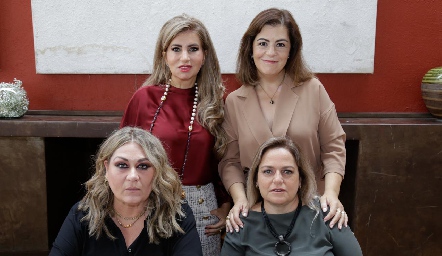   Olivia de Abud, Begoña Cuanda, Carla Serna y Soledad Piñero.