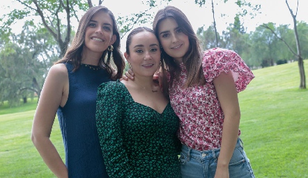  Daniela, Carmelita e Isa Pérez.