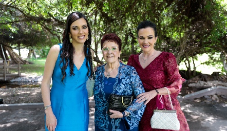  Ana Torre, Gela Valle y Lourdes Gómez.