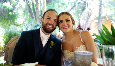  Armando Cosío Díaz y Paola Torre Gómez ya son esposos.