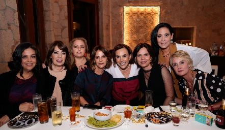  Ale Martínez, Bety Canseco, Güera Gutiérrez, Vero Malo, Ylenia Rodríguez, Alejandra Martínez, Ana Luisa Lujambio y Güera Valle.