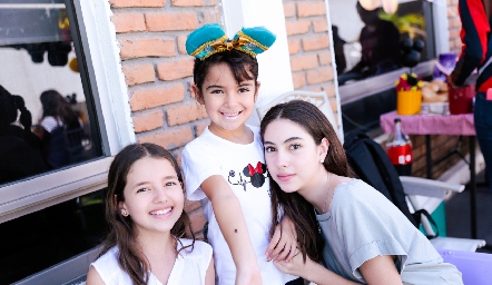  Jimena, Marcela y Victoria.