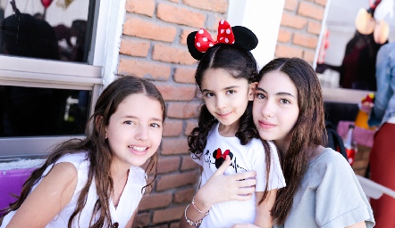  Jimena, Pau y Victoria.