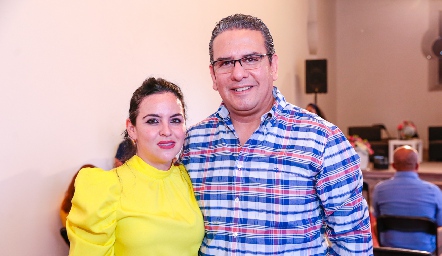 Presentación del libro LUZ PALABRA  y un mensaje.