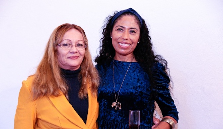Presentación del libro LUZ PALABRA  y un mensaje.