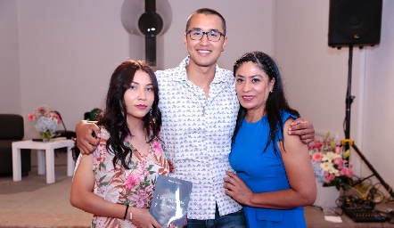Presentación del libro LUZ PALABRA  y un mensaje.