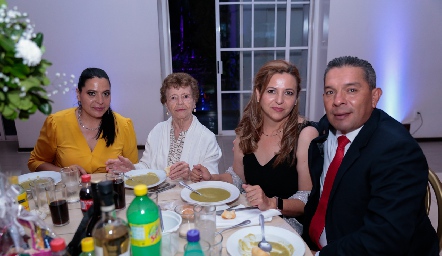 Graduación del colegio Alfa y Omega.