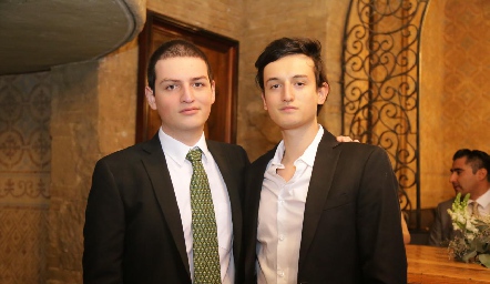  Arturo Ledezma y Santiago Ledezma.