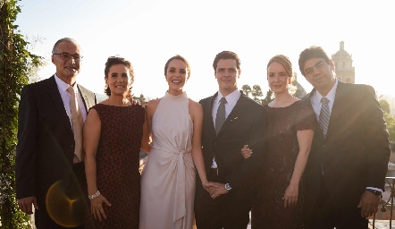 Alfonso Ledezma, Tere Raymond,  Tere Ledezma Raymond, Luis Torres Carpizo, Claudia Carpizo y Luis Torres Corzo.