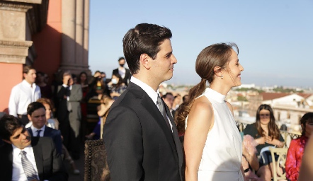  Los novios.