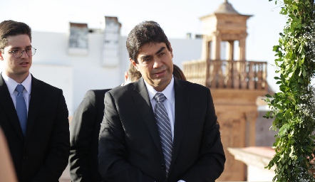  Luis Torres Corzo.
