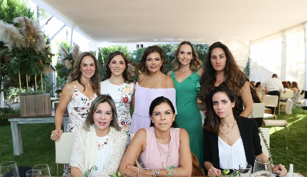  Vale Sittu, Vale Herrera, Kikis Fernández, Yuya González, Lorena Ortiz, Liliana Fernández, Maritere García e Ifi Güemes.