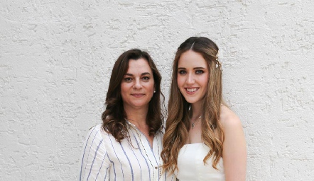  Gabriela Padilla con su nuera María Orozco.