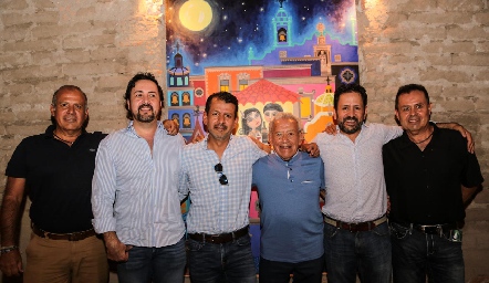  Omar Gutiérrez, Salim Gutiérrez, Obed Gutiérrez, Dr. Héctor F. Gutiérrez, Iram Gutiérrez y Héctor Gutiérrez.