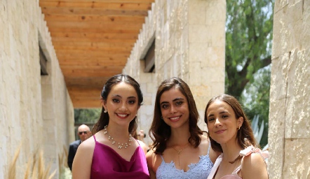  Sofía Urizar, Susana de Luna y Paty Silva.