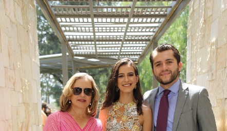  Marlú Mendizábal, Marlú Estrada y Nicolás Díaz.