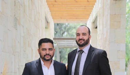  Ricardo y Omar.