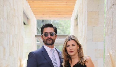  Mario Macías y Consuelo Fernández.