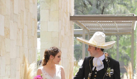 Los recién casados.
