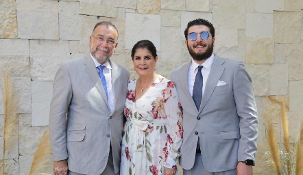  Polo Domínguez, Yolanda Gutiérrez y Alejandro Domínguez.