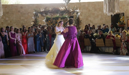  Vals madre e hija.